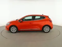 Usado Renault Clio V Zen 140 CV (102 kW) 2021 Naranja Berlina