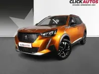 Usado Peugeot 2008 Allure 100 CV (73 kW) 2023 Negro SUV