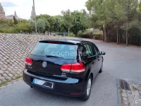 Usado VW Golf VI Advance 105 CV (77 kW) 2011 Negro Berlina