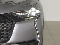 Usado DS Automobiles DS3 Crossback Performance 130 CV (95 kW) 2022 Gris SUV