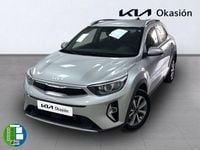 Usado Kia Stonic 101 CV (74 kW) 2023 Gris SUV