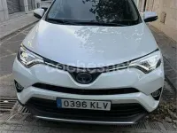 Käytetty Toyota RAV4 Hybrid Executive 197 HP (144 kW) 2018 Valkoinen Katumaasturi