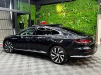 Usado VW Arteon R-line 150 CV (110 kW) 2018 Negro Utilitario