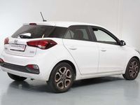 Usado Hyundai i20 100 CV (73 kW) 2019 Blanco Utilitario