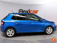 Usado Skoda Fabia Ambition 95 CV (69 kW) 2021 Azul