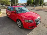 Usado Audi A3 Sportback Attraction 125 CV (91 kW) 2008 Rojo Utilitario