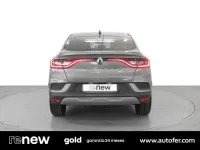 Usado Renault Arkana Techno 145 CV (106 kW) 2022 Gris / plata SUV