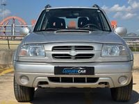 Usado Suzuki Grand Vitara 110 CV (80 kW) 2005 Gris SUV