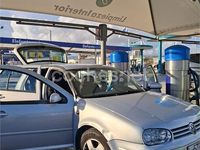 Usado VW Golf IV Highline 115 CV (84 kW) 2001 Gris / plata Berlina