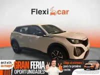 Usado Peugeot 2008 Allure 100 CV (73 kW) 2023 Gris SUV
