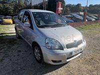 Usado Toyota Yaris Sol 75 CV (55 kW) 2005 Gris / plata Berlina