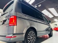 Usado VW California Beach 204 CV (150 kW) 2017 Gris / plata Van