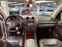 Usado Mercedes ML320 227 CV (166 kW) 2006 Beige SUV