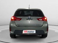 Usado Toyota Auris Hybrid 136 CV (100 kW) 2015 Gris Utilitario