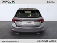 Usado Skoda 110 R Style 110 HP (80 kW) 2022 Cinzento Sedan