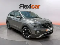 Usado VW T-Cross Advance 110 CV (80 kW) 2021 Gris SUV