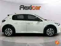 Usado Peugeot e-208 Active 100 kW (136 CV) 2023 Blanco Utilitario