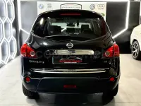 Usado Nissan Qashqai +2 Premium Edition 150 CV (110 kW) 2010 Negro SUV