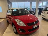 Usado Suzuki Swift 94 CV (69 kW) 2015 Rojo Utilitario