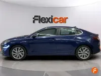 Usado Hyundai i30 Style 140 CV (102 kW) 2018 Azul Berlina