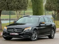 Usado Mercedes C180 Executive 156 CV (114 kW) 2017 Negro Familiar