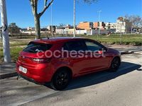 Usado Renault Mégane IV Life 90 CV (66 kW) 2016 Granate Berlina