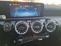 Usado Mercedes CLA200 163 CV (119 kW) 2025 Plateado Coupe