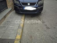 Usado Seat Alhambra 4Drive 140 CV (102 kW) 2012 Azul Monovolumen