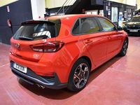 Begagnad Hyundai i30 N Line 120 HK (88 kW) 2023 Röd Halvkombi