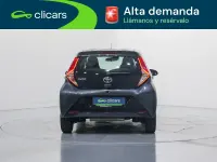 Usado Toyota Aygo X-play 72 CV (52 kW) 2021 Negro Utilitario