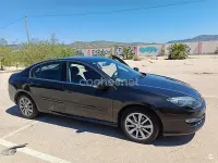 Usado Renault Laguna III Dynamique 130 CV (95 kW) 2012 Negro Berlina