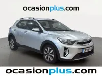 Usado Kia Stonic 101 CV (74 kW) 2024 Blanco SUV