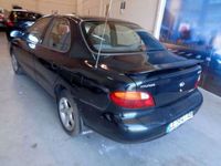 usado Hyundai Lantra 1.6i GLS 16v