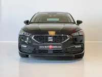 Usado Seat Leon Style 116 CV (85 kW) 2025 Negro Familiar