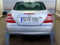 Usado Mercedes CLK240 Elegance 170 CV (125 kW) 2004 Gris / plata Coupe