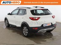 Usado Kia Stonic 85 CV (62 kW) 2022 Blanco SUV