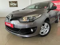 Usado Renault Mégane Life 95 CV (69 kW) 2014 Gris / plata Berlina