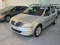 Usado Dacia Logan Ambiance 75 CV (55 kW) 2010 Gris / plata Berlina