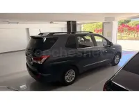 Usado SsangYong Rodius 178 CV (130 kW) 2016 Gris / plata Monovolumen