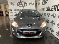 Usado Peugeot 308 SW Active 115 CV (84 kW) 2013 Gris / plata Familiar