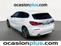 Usado BMW 118 150 CV (110 kW) 2022 Blanco Berlina