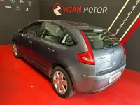 Usado Citroën C4 Exclusive 110 CV (80 kW) 2005 Gris Utilitario