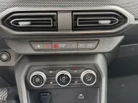 Usado Dacia Jogger Extreme 100 CV (73 kW) 2022 Blanco Monovolumen