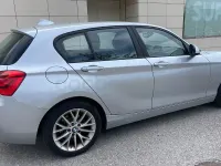 Usado BMW 118 150 CV (110 kW) 2018 Gris / plata Berlina
