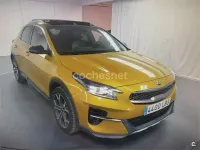 Usado Kia XCeed 136 CV (100 kW) 2019 Amarillo SUV
