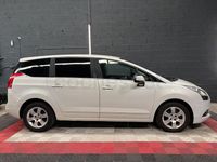 Usado Peugeot 5008 Active 112 CV (82 kW) 2012 Blanco Monovolumen