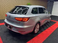 Usado Seat Leon XCELLENCE 150 CV (110 kW) 2020 Gris / plata Familiar