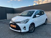 Usado Toyota Yaris Active 99 CV (72 kW) 2015 Blanco Berlina
