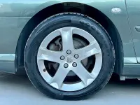 Usado Peugeot 407 Premium 136 CV (100 kW) 2007 Gris / plata Berlina