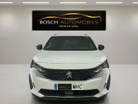 Usado Peugeot 5008 Allure 131 CV (96 kW) 2023 Blanco SUV